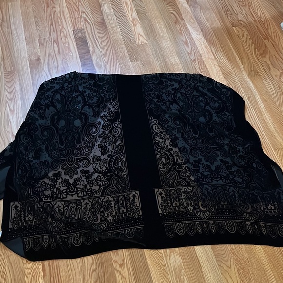 Urban Outfitters Black Kimono Shawl NWOT - Picture 15 of 15